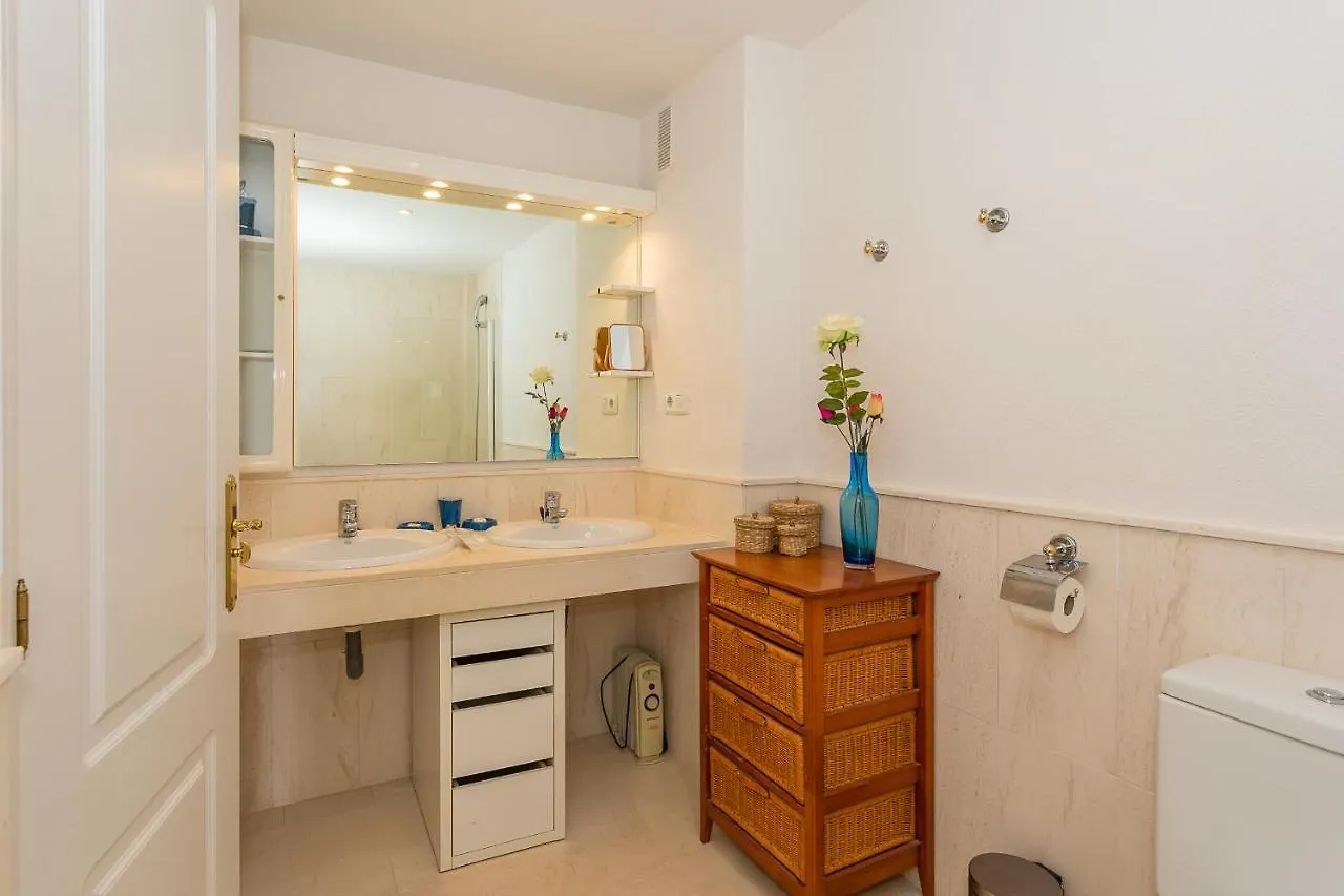 公寓 Sitio de CalahondaMi Capricho Beachfront Penthouse, P12 5A公寓 西班牙