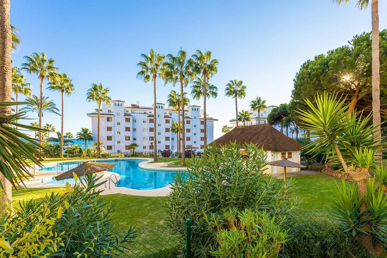 Sitio de CalahondaMi Capricho Beachfront Penthouse, P12 5A公寓 0*, Sitio de Calahonda